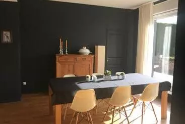 Aamiaismajoitus (B&B) Chambres D Hôtes La Parenthèse