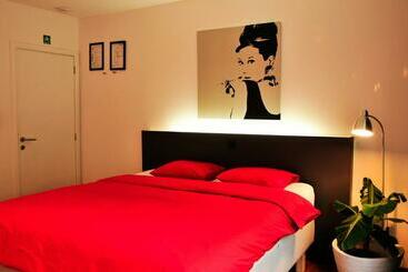 تختخواب و صبحانه Logies Zen Aan Zee