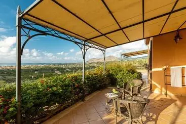 ホテル Solemar Sicilia   Le Casette Di Calzata