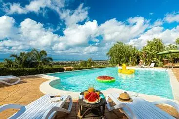 Hotel Solemar Sicilia   Le Casette Di Calzata
