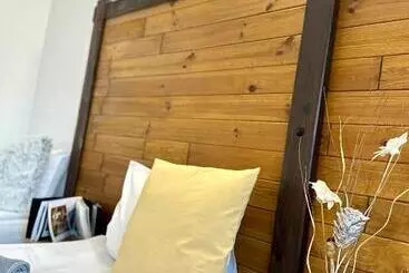 Hotel Red House Family