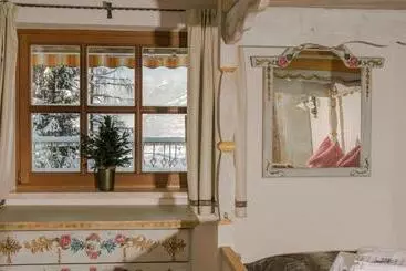 هتل آپارتمان Landhaus Alpenjuwel