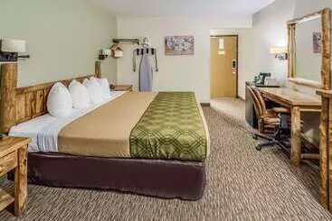 בית מלון כפרי Econo Lodge, Downtown Custer Near Custer State Park And Mt Rushmore