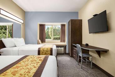 Microtel Inn & Suites By Wyndham Woodstock/atlanta North