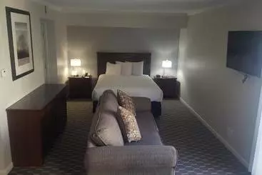 Sterling Hotel And Suites