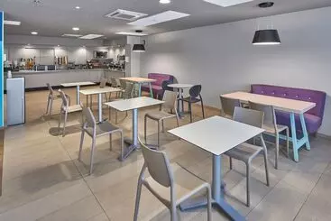 هتل آپارتمان City Express By Marriott Suites Toluca
