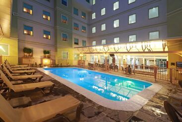 هتل Staybridge Suites Queretaro, An Ihg