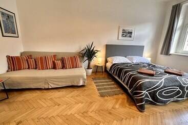 Hostal Pension Sklep Rest