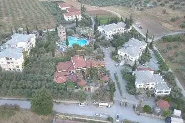 Hotel Geranion Village