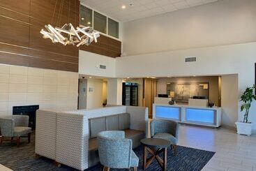 ホテル Holiday Inn Express & Suites Tracy, An Ihg