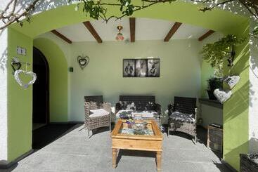 تختخواب و صبحانه Haus Gertraud