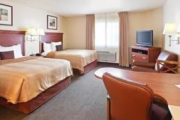 هتل Candlewood Suites Fayetteville, An Ihg