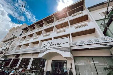 هتل Le Charme Vientiane