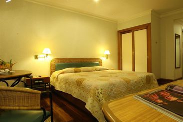 בית מלון כפרי The Legend Palawan