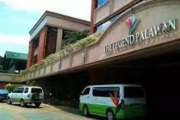 בית מלון כפרי The Legend Palawan