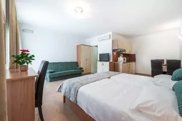 Apartmanszálloda Villa Lanterna