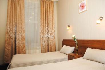 בית מלון כפרי Atmosphera Petrogradskiy