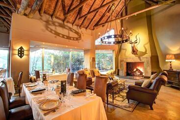 فندق Botlierskop Private Game Reserve