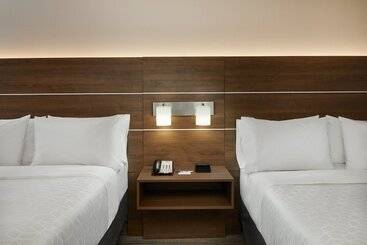 Holiday Inn Express Hotel & Suites Pensacola West Navy Base, An Ihg