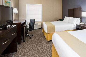 Holiday Inn Express Hotel & Suites Mt. Holly By Ihg