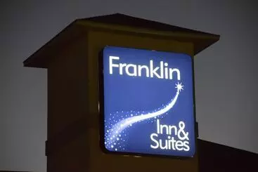 호텔 Franklin Inn And Suites