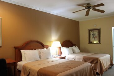 فندق Days Inn By Wyndham Navasota