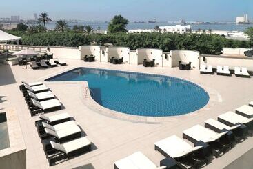 فندق Al Mahary Radisson Blu , Tripoli