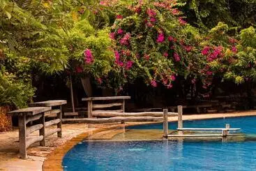 Отель Veranda Natural Resort