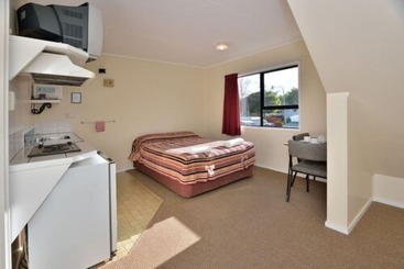 شقة Auckland North Shore Motels & Holiday Park