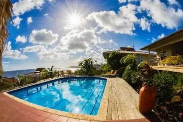 هتل Bonaire Luxury Suites By Vrhost