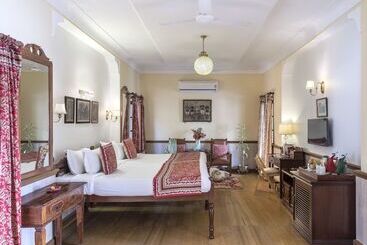 ホテル Ratan Vilas