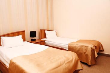 هتل Best Western Bohemian Resort