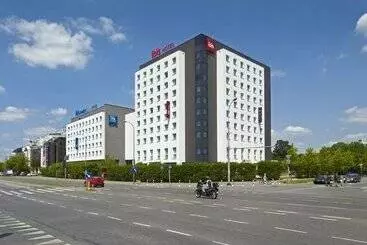 Hotel Ibis Warszawa Reduta