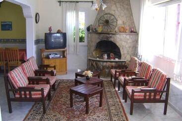 California Apart Otel