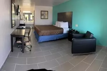 فندق Country Hill Inn & Suite Eagle Pass