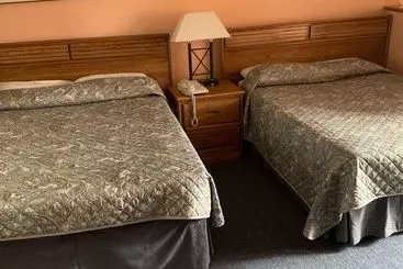 Отель Brentwood Motor Inn