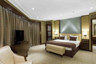 ホテル Kharkiv Palace