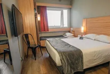 هتل Nobile Inn Santiago