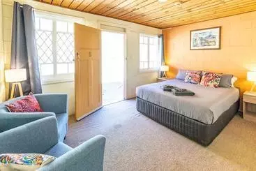 Otel Glen Helen Lodge, Nt