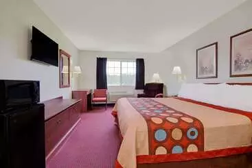 Отель Super 8 By Wyndham Riverside/kansas City