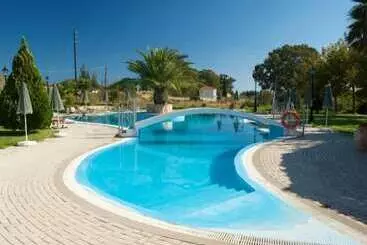 בית מלון כפרי Alkioni