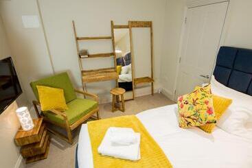 هتل Regency House