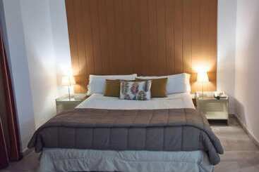 Hospedium Hotel Apartamentos Simón Verde