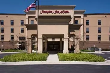 בית מלון כפרי Hampton Inn & Suites Woodstock, Va