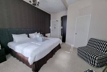 هتل The Ashleigh   Dog Friendly