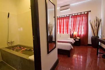 Hotelli The Moon Villa & Spa