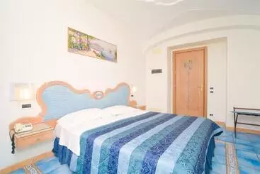 Отель Albergo Italia   Beach
