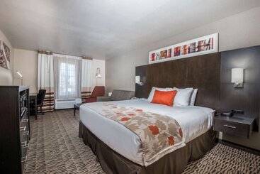 هتل Hawthorn Suites Las Vegas