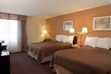Отель Howard Johnson Inn – Bartonsville Poconos Area