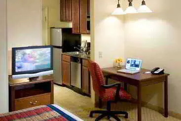 Отель Towneplace Suites By Marriott San Antonio Airport